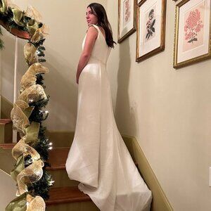 David's Bridal Galina Ivory Chiffon Empire Waist Bridal Gown Minimalist Modern